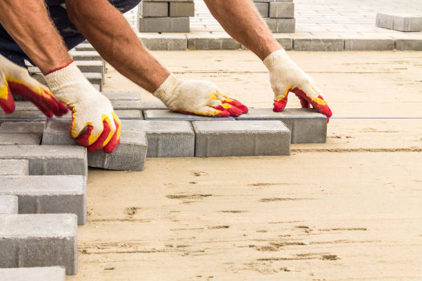Best Driveway Paving Contractor  in Centreville, MS